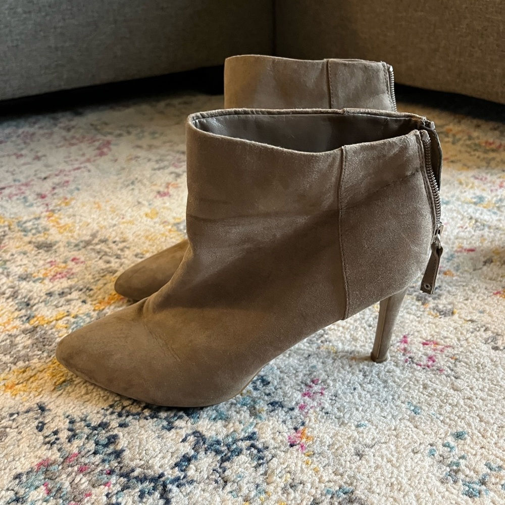 Express Faux Suede Taupe Heeled Booties Women’s 9